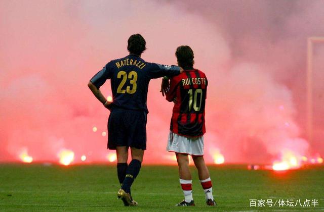 欧冠梅开二度后染红，迪亚斯是继格列兹曼之后第二人（欧冠先梅开二度后又吃红牌，迪亚斯继格列兹曼后成第二人）